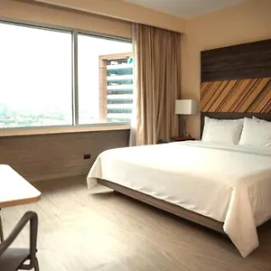 Viaggio Grand Select Hotel Medellín